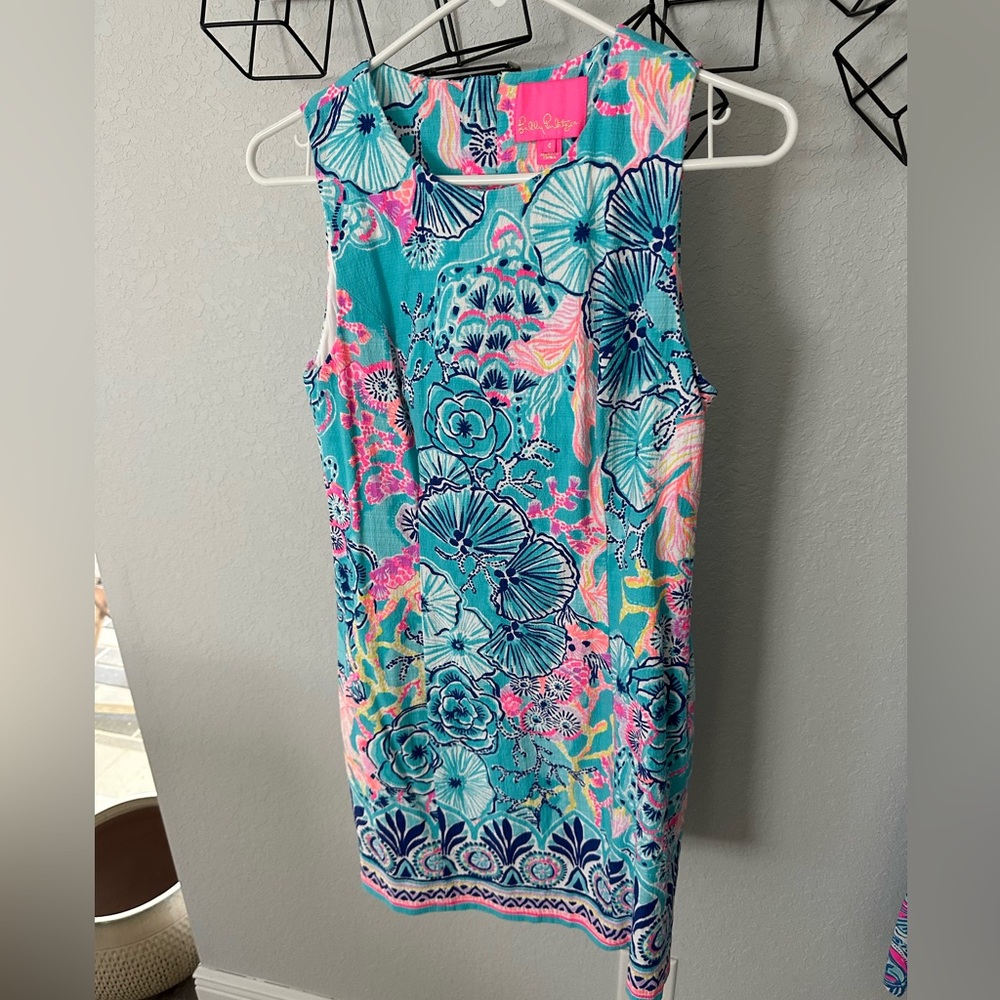 Tropical, colorful Lily Pulitzer dress - size 4! Lightly worn.